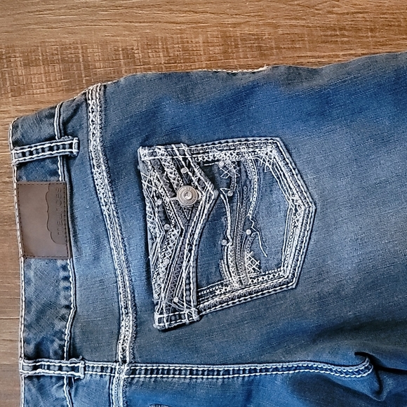 Maurices 5/6 reg jeans - Picture 5 of 10